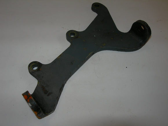 Bracket, Generator