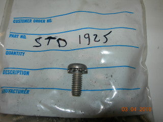 Screw, Pan Head - Slot - 1/4-20 - 5/8